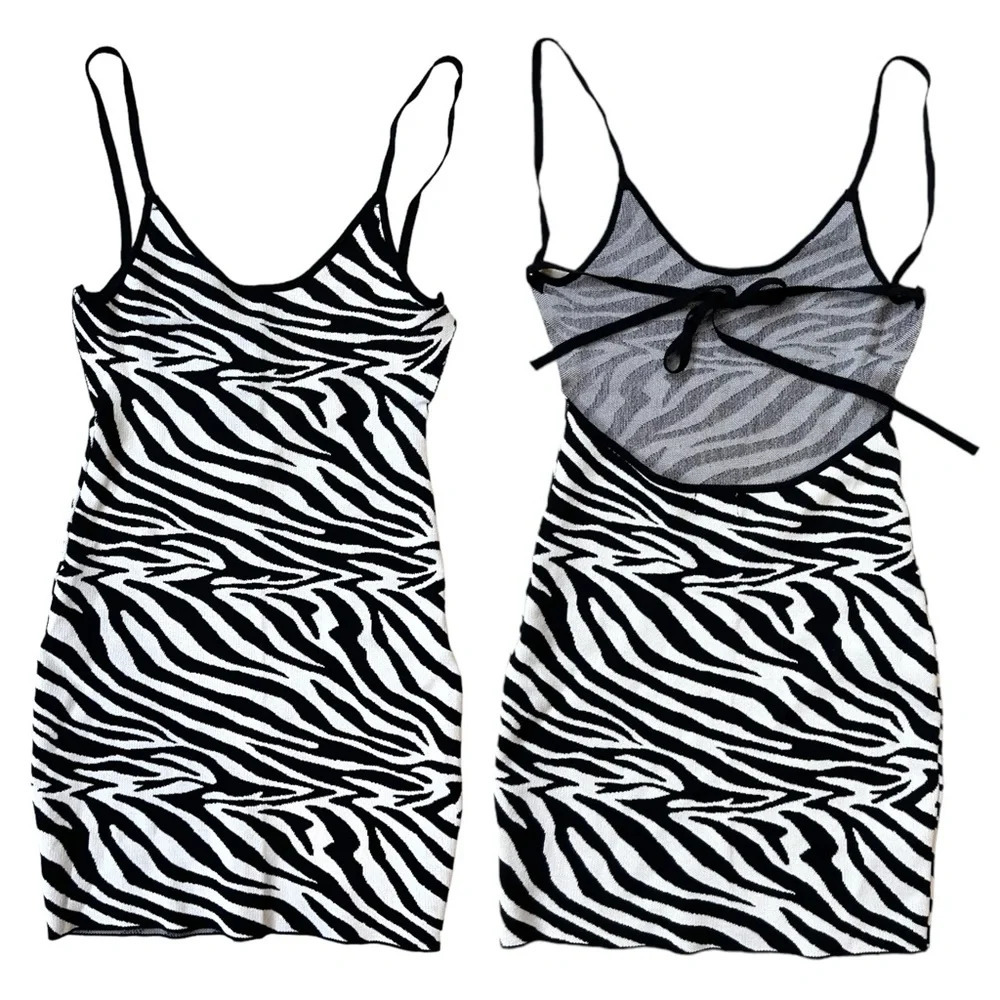 NWOT SUPERDOWN Allie Zebra Knit Mini Dress Size Medium Bodycon Backless - Picture 2 of 11